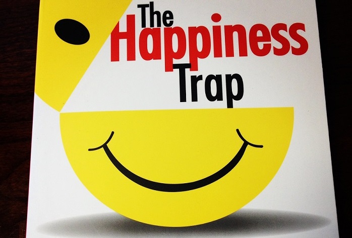 acceptance-and-commitment-therapy-happiness-trap2